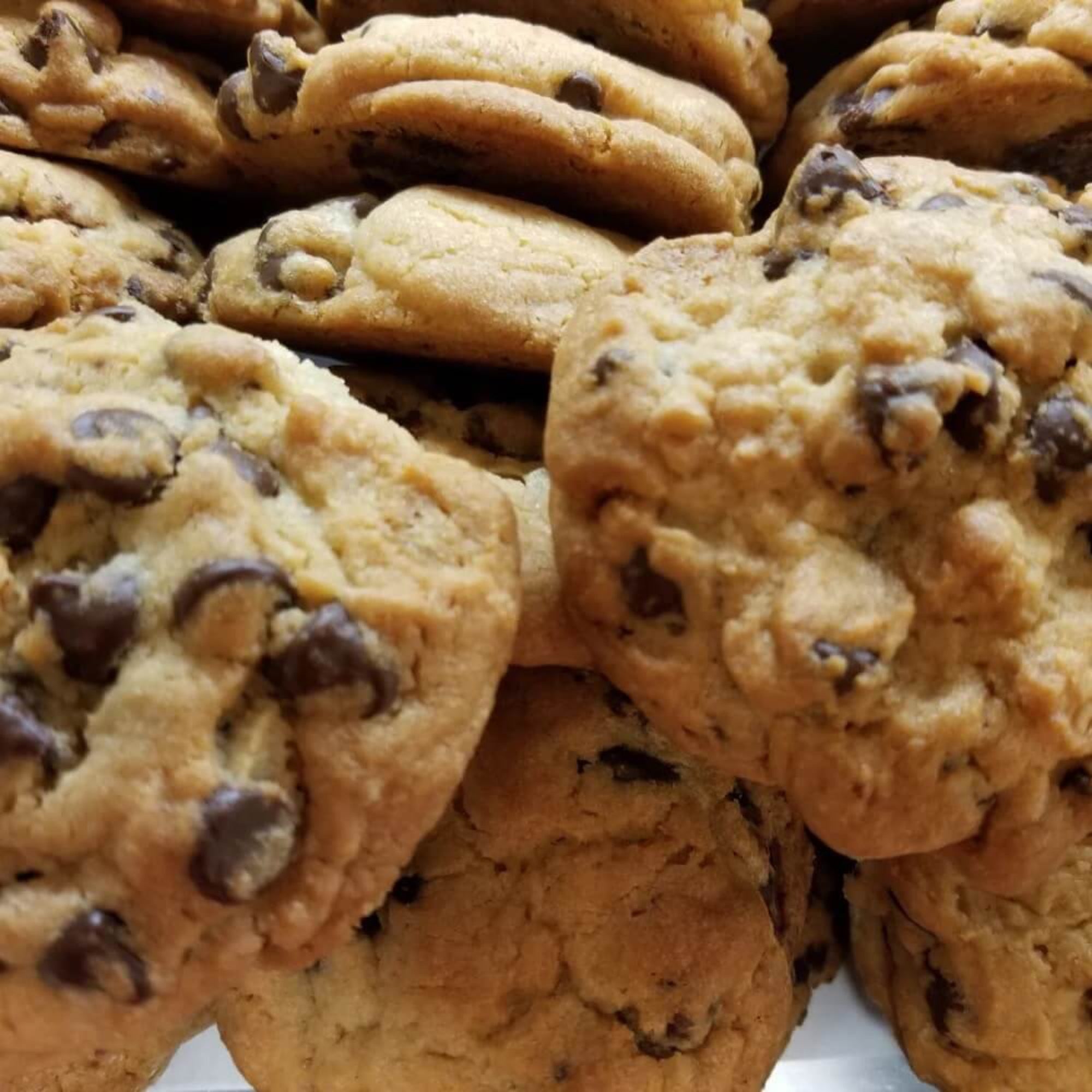 その他 Cookie Original Size Oatmeal Chocolate Chip with Walnuts – Cookie Corner